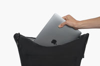 Roam Crossbody Diaper Bag / Mid(dle of the)night Black