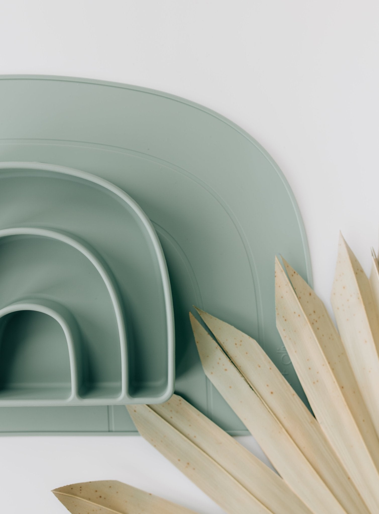 Rainbow Placemat - Cultr. by Created for Culture asianowned aapimarketplace asianownedkids asianownedkidsproducts asianownedbrands