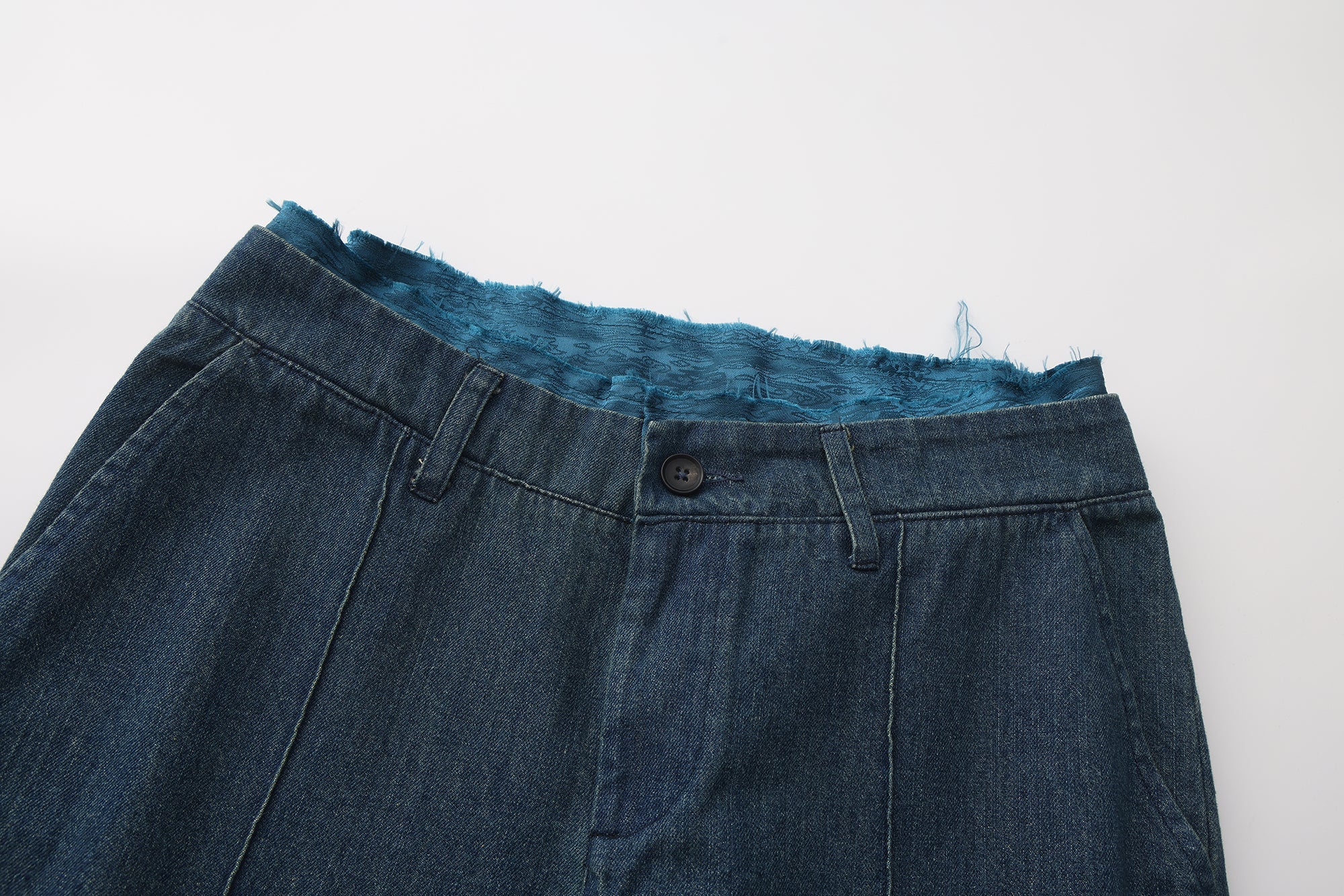 Laba Patch Denim Flared Pants