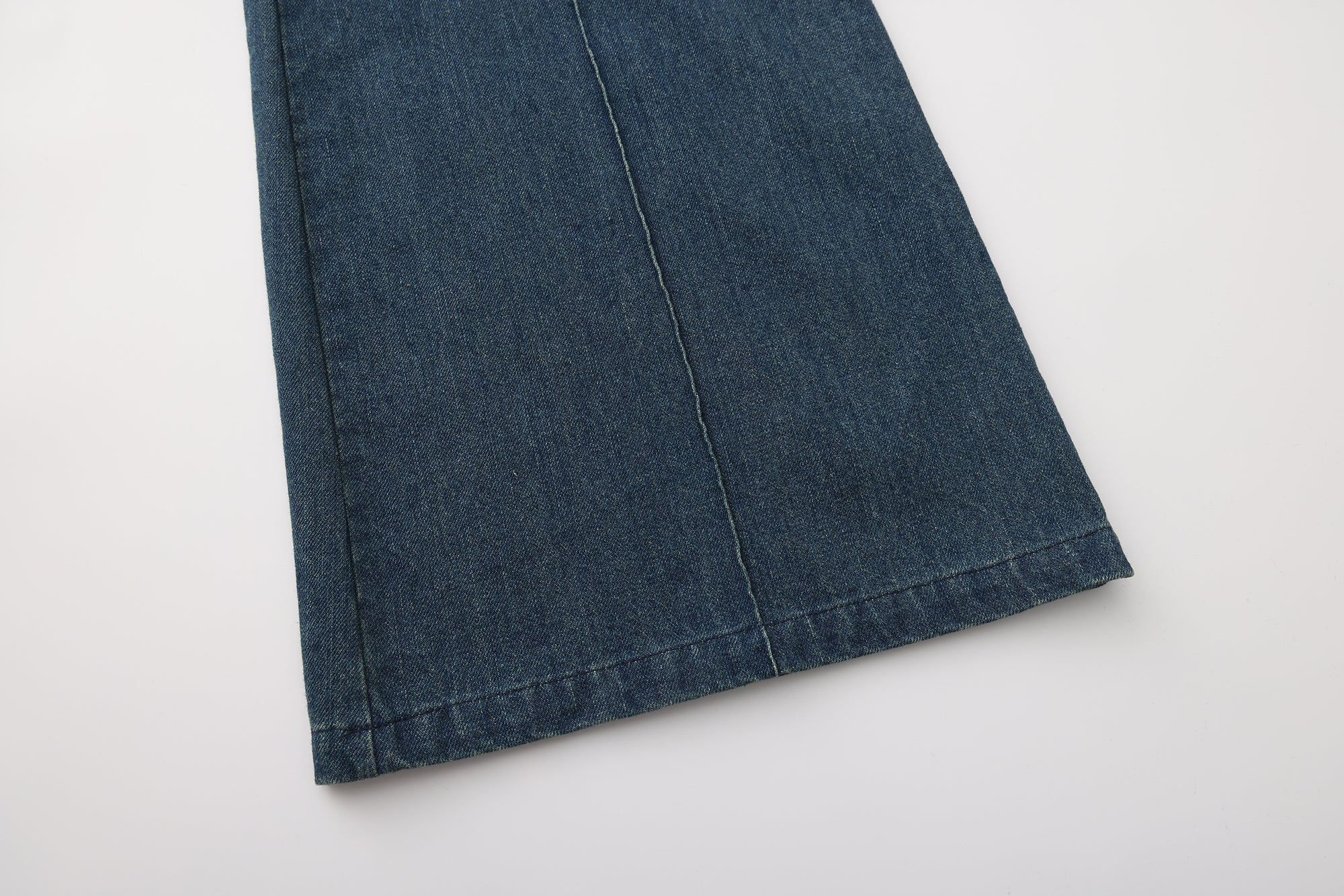 Laba Patch Denim Flared Pants