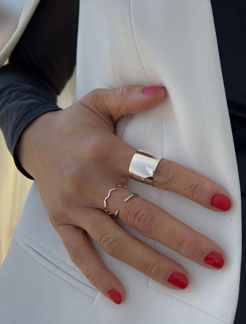 NOODLE Wavy Stackable Ring | Sterling Silver