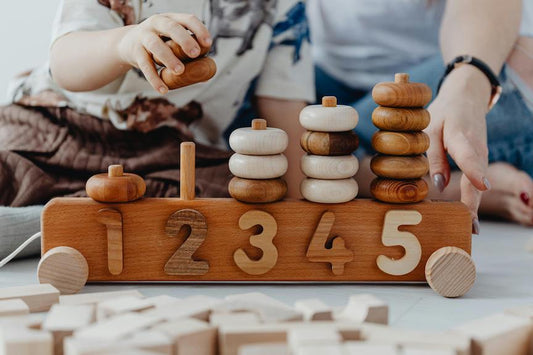 Natural Wood Counting Stacker