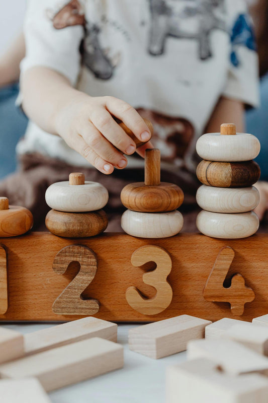 Natural Wood Counting Stacker