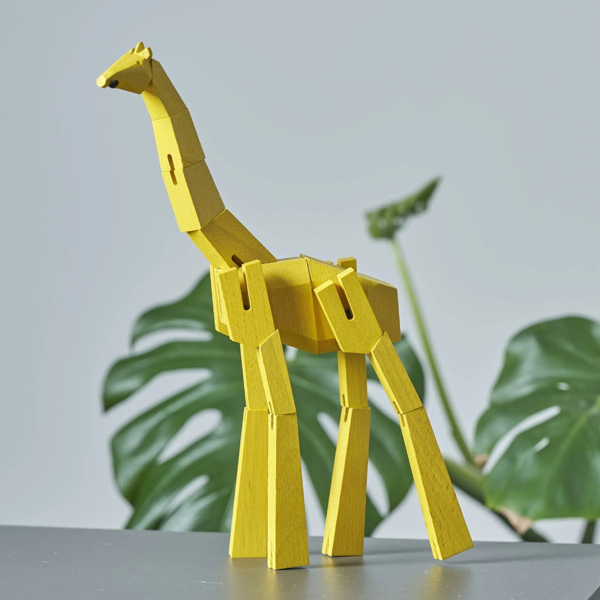 Morphits® Modern Wooden Giraffe Decor – Interactive Puzzle & Art Piece