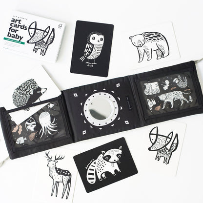 Baby Tummy Time Gallery with Mirror Gift Set