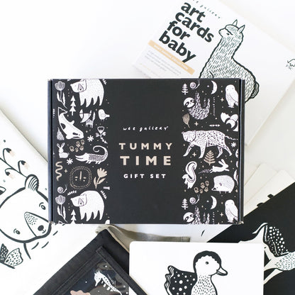 Baby Tummy Time Gallery with Mirror Gift Set