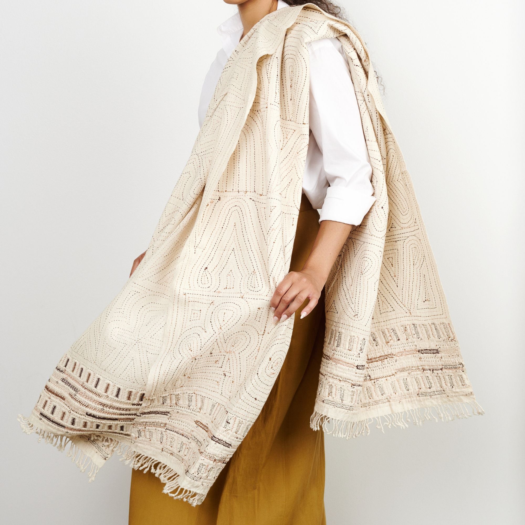 Unah Brown Fully Hand Embroidered Throw Handloom Organic Cotton Throw